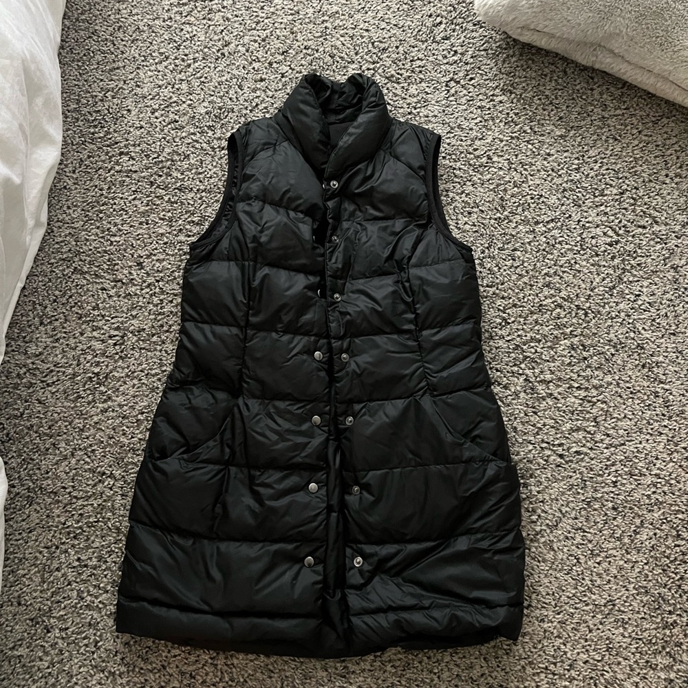 lululemon athletica Black Puffer Vest